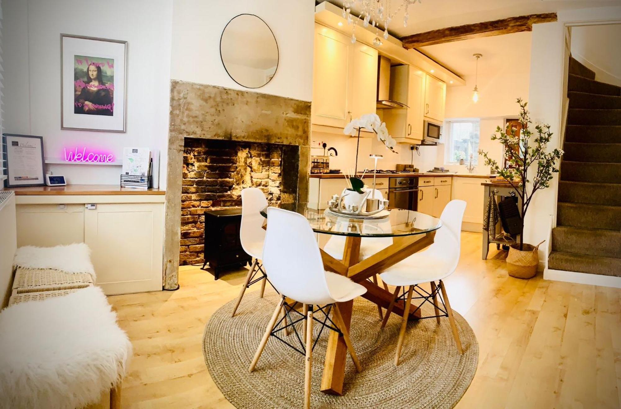 The Tenth House, Grade II Listed Georgian Town House, Wirksworth, Derbyshire, Peak District Cottage, Sleeps 4 Kültér fotó